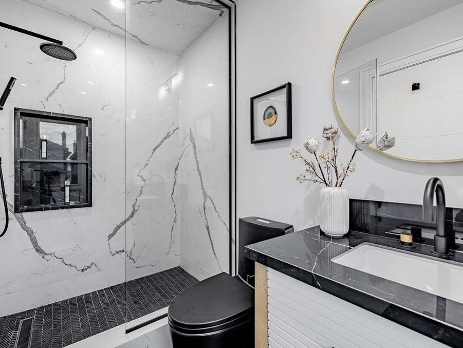 3CEB9372-5B82-4669-B3B2-8C9E518212C9