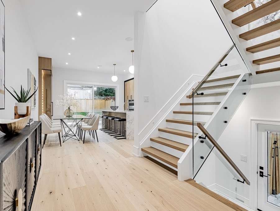 ECE3041D-EC9B-4D6F-9C22-AF6EC11A3420