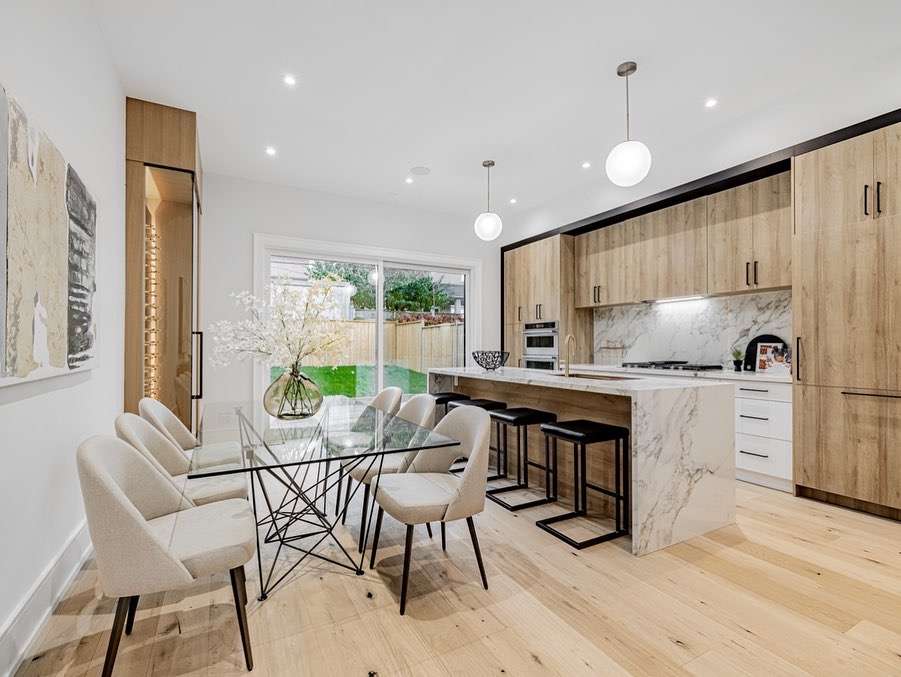 FA0C39C2-9712-4364-89EE-35E8BB5D7892